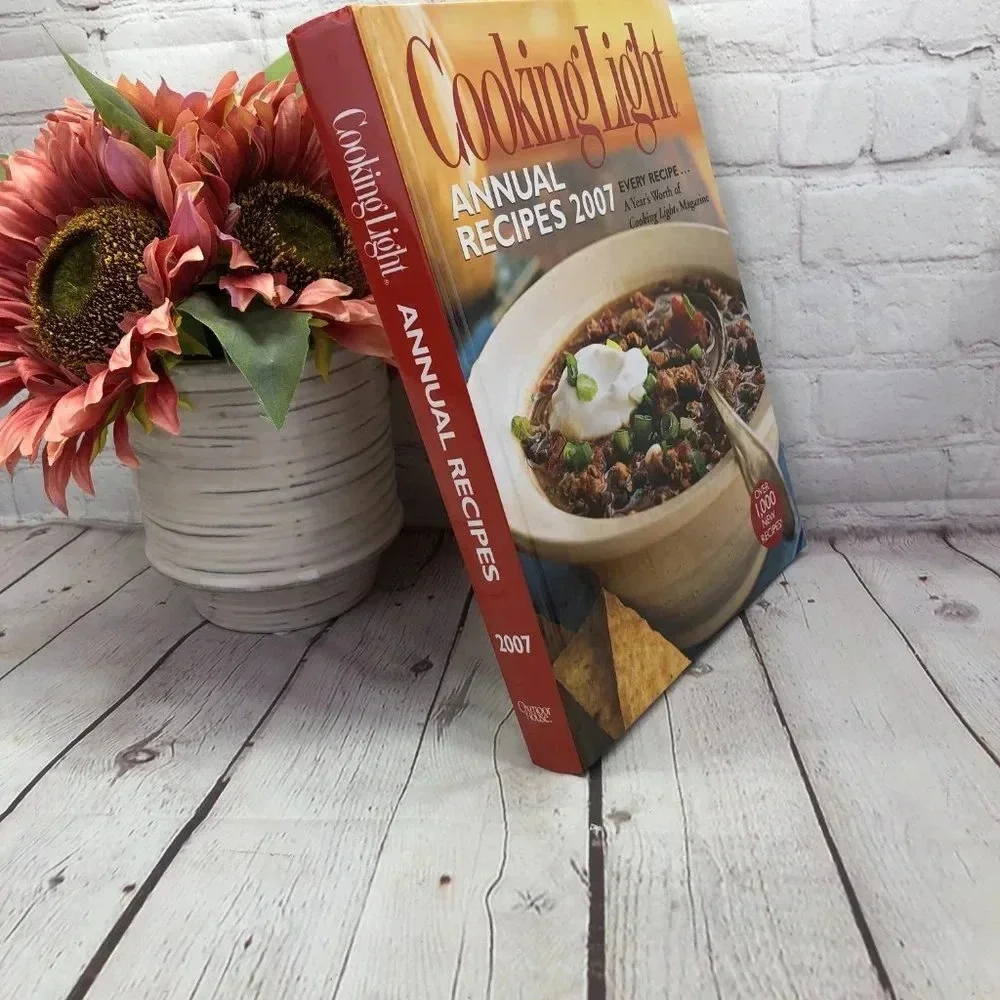 2007 Southern Living COOKING LIGHT cookbook